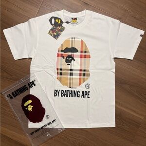 BAPE X Burberry White T-Shirt A Bathing Ape Size - Medium